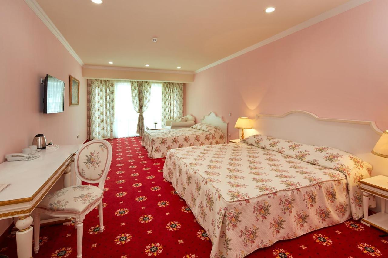 Planeta Hotel & Aquapark Free Beach Access Slantchev Briag Extérieur photo A room at the hotel