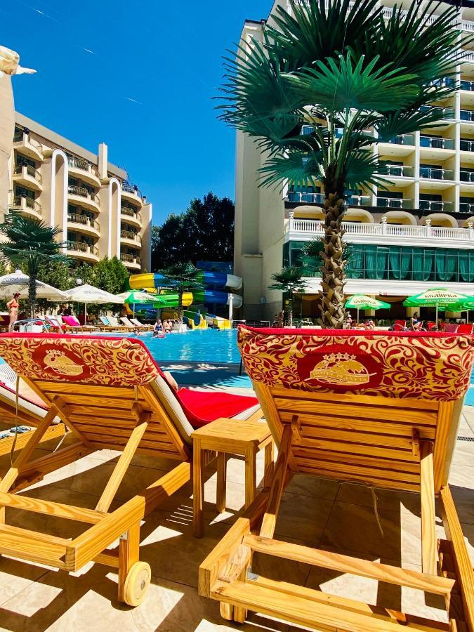 Planeta Hotel & Aquapark Free Beach Access Slantchev Briag Extérieur photo The swimming pool at the hotel