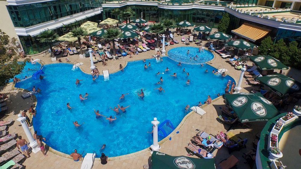 Planeta Hotel & Aquapark Free Beach Access Slantchev Briag Extérieur photo The swimming pool at the hotel