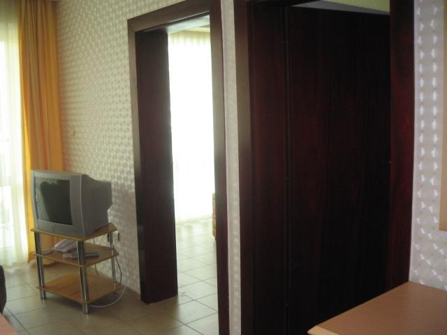 Planeta Hotel & Aquapark Free Beach Access Slantchev Briag Chambre photo A pocket door