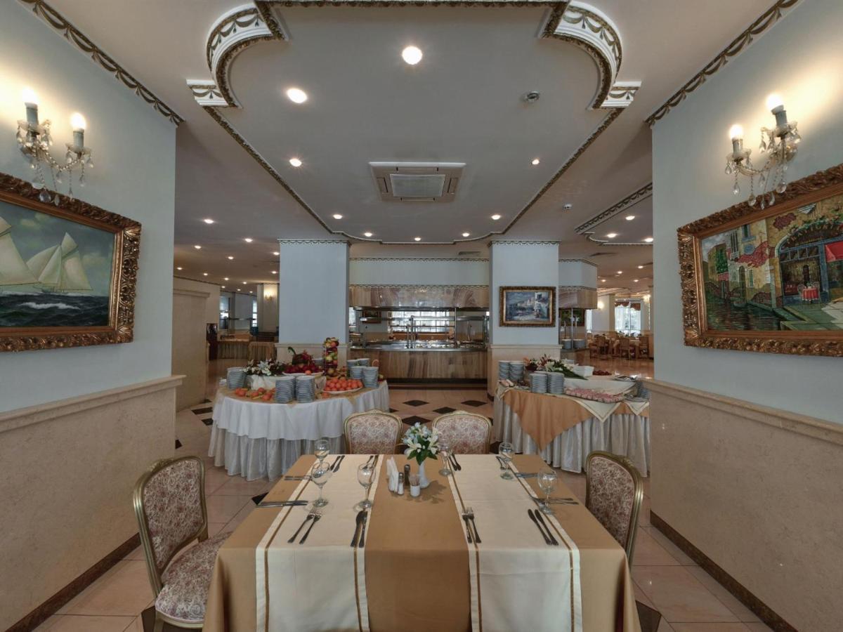 Planeta Hotel & Aquapark Free Beach Access Slantchev Briag Extérieur photo The restaurant