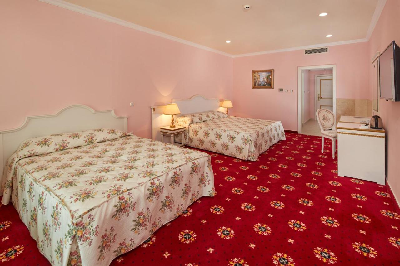 Planeta Hotel & Aquapark Free Beach Access Slantchev Briag Extérieur photo A room at the hotel